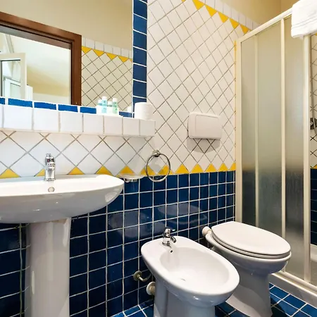 Modern In With Balcony Apartment Rimini