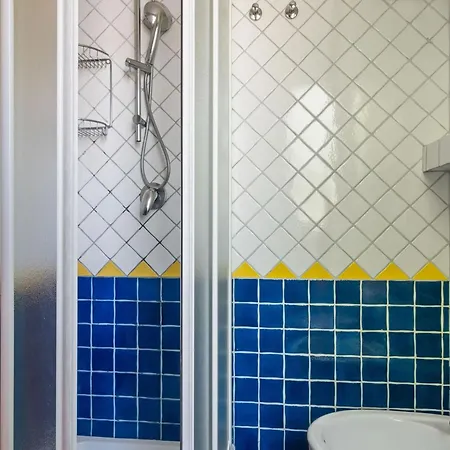 Modern In With Balcony Rimini