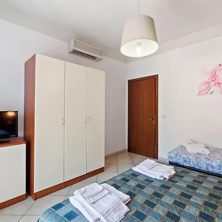 Modern In With Balcony Apartmán Rimini